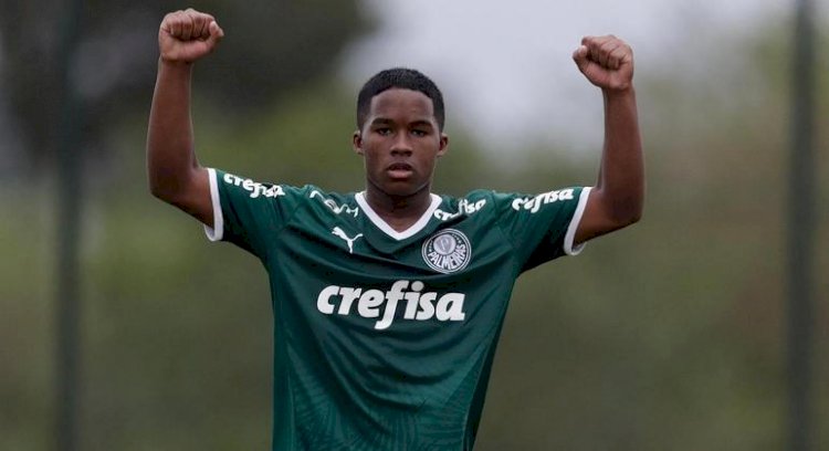 Endrick faz 16 anos e assinará 1º contrato profissional; veja planos do Palmeiras