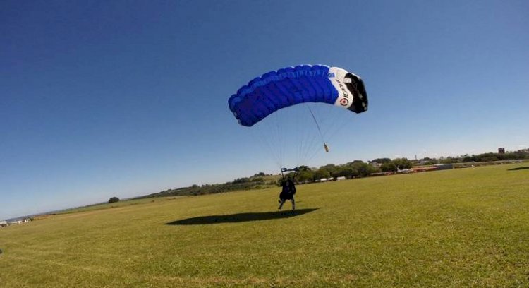 Centro de paraquedismo em Boituva tem atividades suspensas após quatro mortes