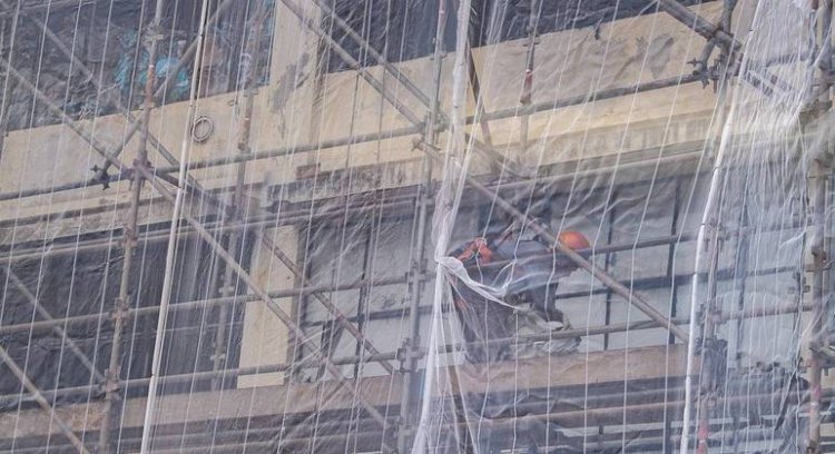 Um mês após incêndio, demolição de edifício no centro de São Paulo não tem previsão de término
