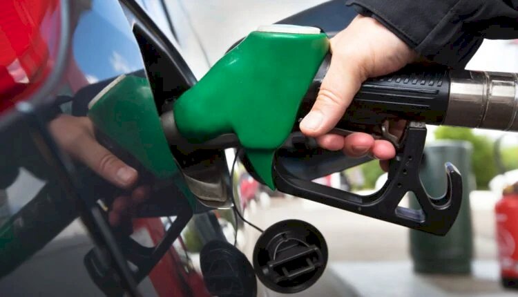 Entenda os motivos da queda do preço dos combustíveis no país