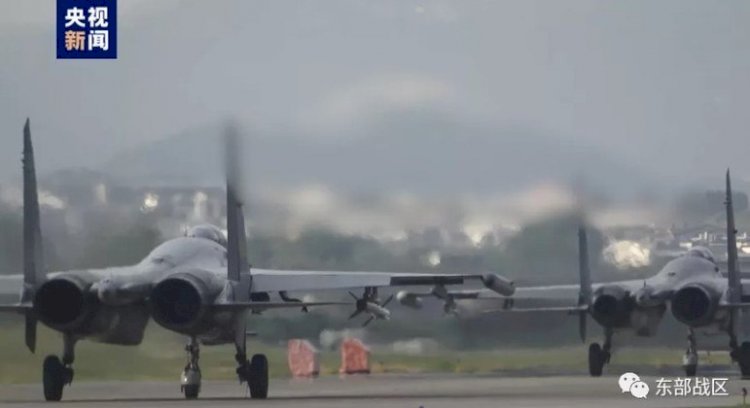 China realiza maior incursão aérea da história em Taiwan