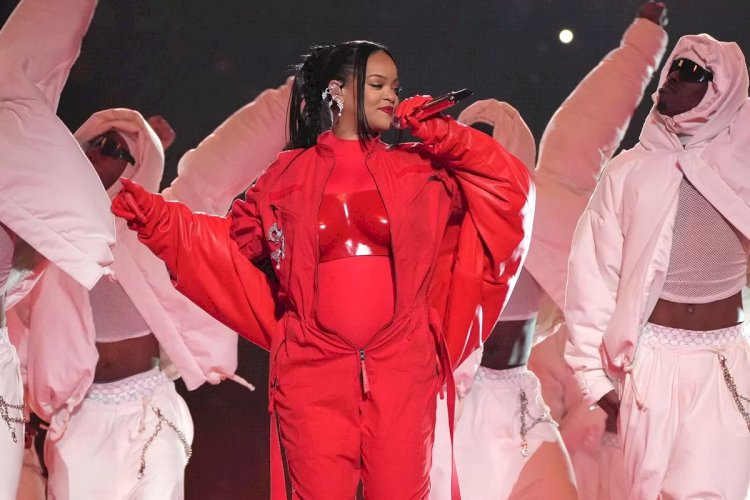 NFT: música de Rihanna pagará royalties aos fãs
