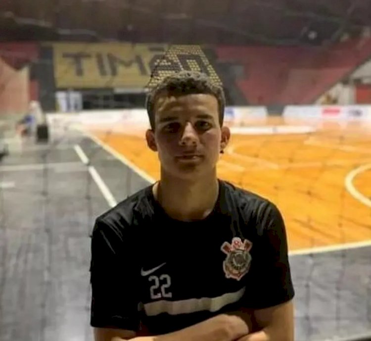 Mãe fala sobre atleta do Corinthians de 16 anos morto em acidente em SP: 'Sonho dele era ser jogador e concluiu'