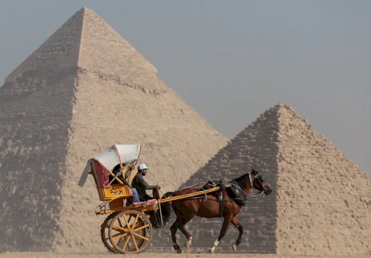 Cientistas descobrem corredor na Grande Pirâmide de Gizé