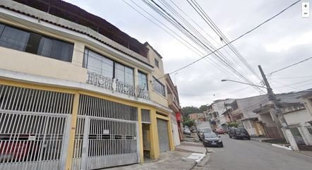 Polícia prende professor por oferecer dinheiro em troca de sexo com aluno em Diadema