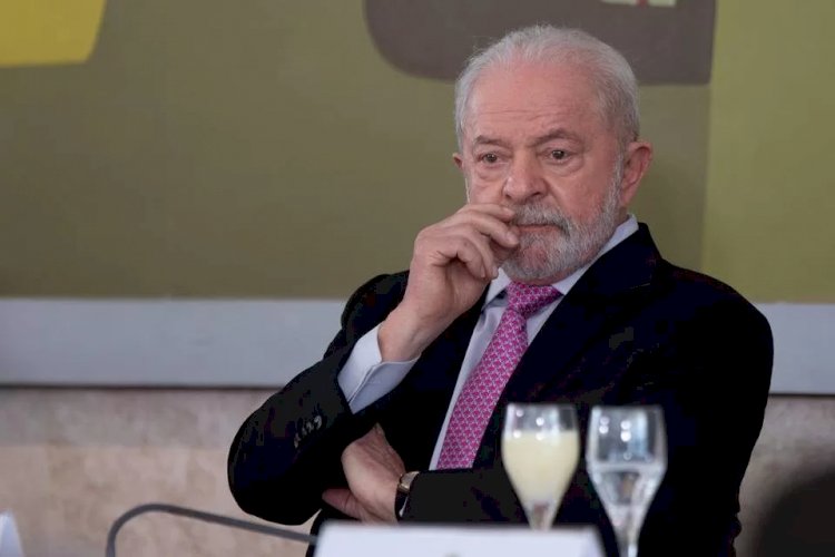 Lula chama protestos contra ele em Lisboa de “papelão” e “cena de ridículo”