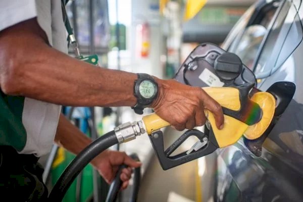 IPCA-15: aumento da gasolina ainda é o que mais pressiona a inflação
