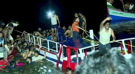 Naufrágio de barco na Índia deixa 22 mortos