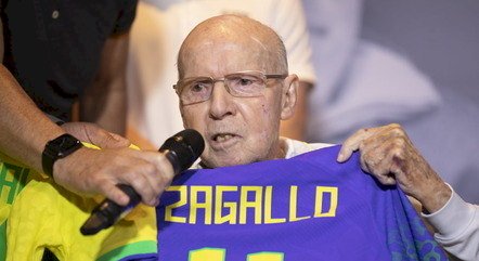 Zagallo é internado no Rio de Janeiro com quadro de infecção urinária