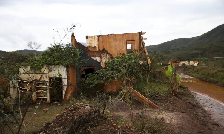 Vítimas da lama da Samarco vão ao STF contra cláusulas de novo acordo