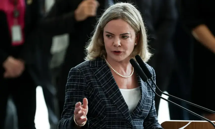 Derrite como relator do PL Antifacção contamina debate, diz Gleisi