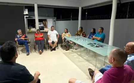 Partidários do PT de Costa Rica recebem Carlos Bernardo para debater organização e projeto político