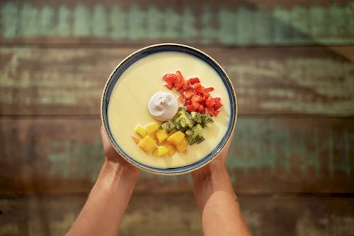 Creme Inglês com Frutas e Suspiro