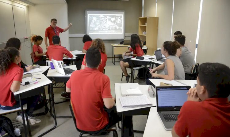 Escolas são importantes no combate à LGBTfobia, defendem especialistas